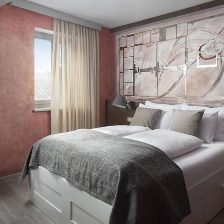 Mirakul Residence In A Cute Historic Town لابين المظهر الخارجي الصورة